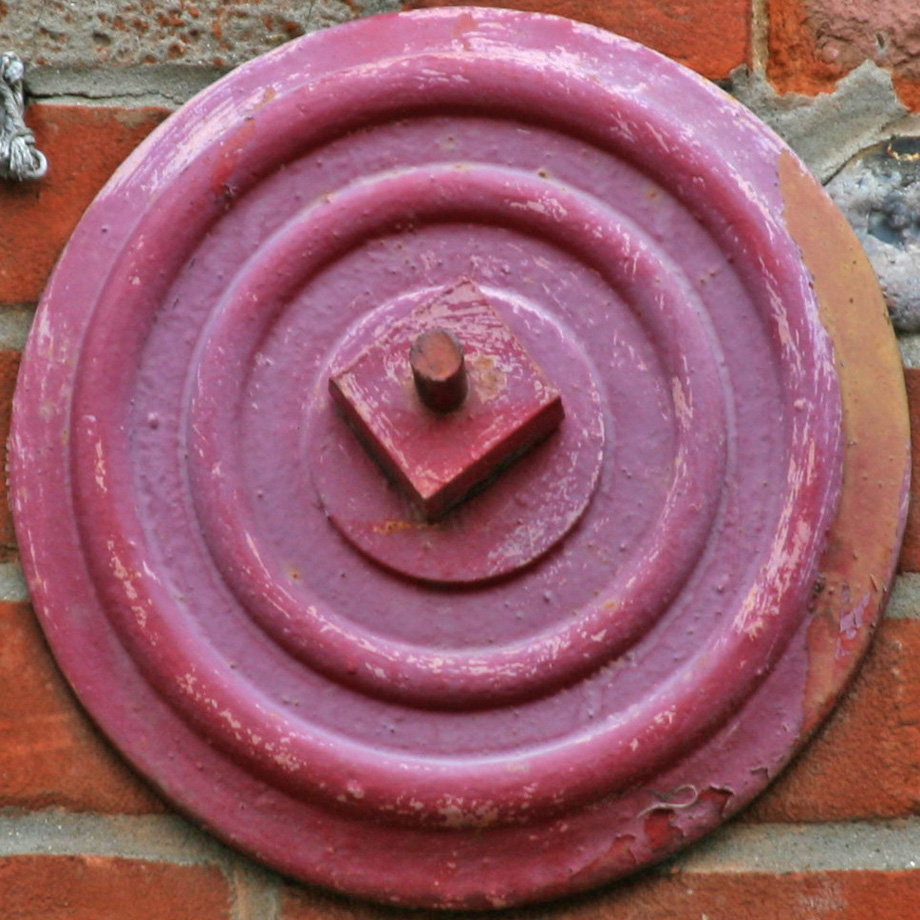 Cast iron patress.jpg