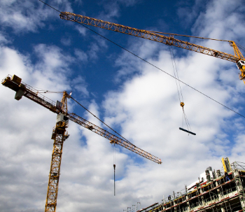 Cranes on construction-site 350.jpg