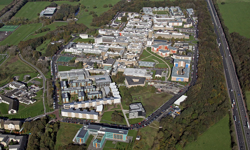 Item 25659 - Aerial view of campus.jpg