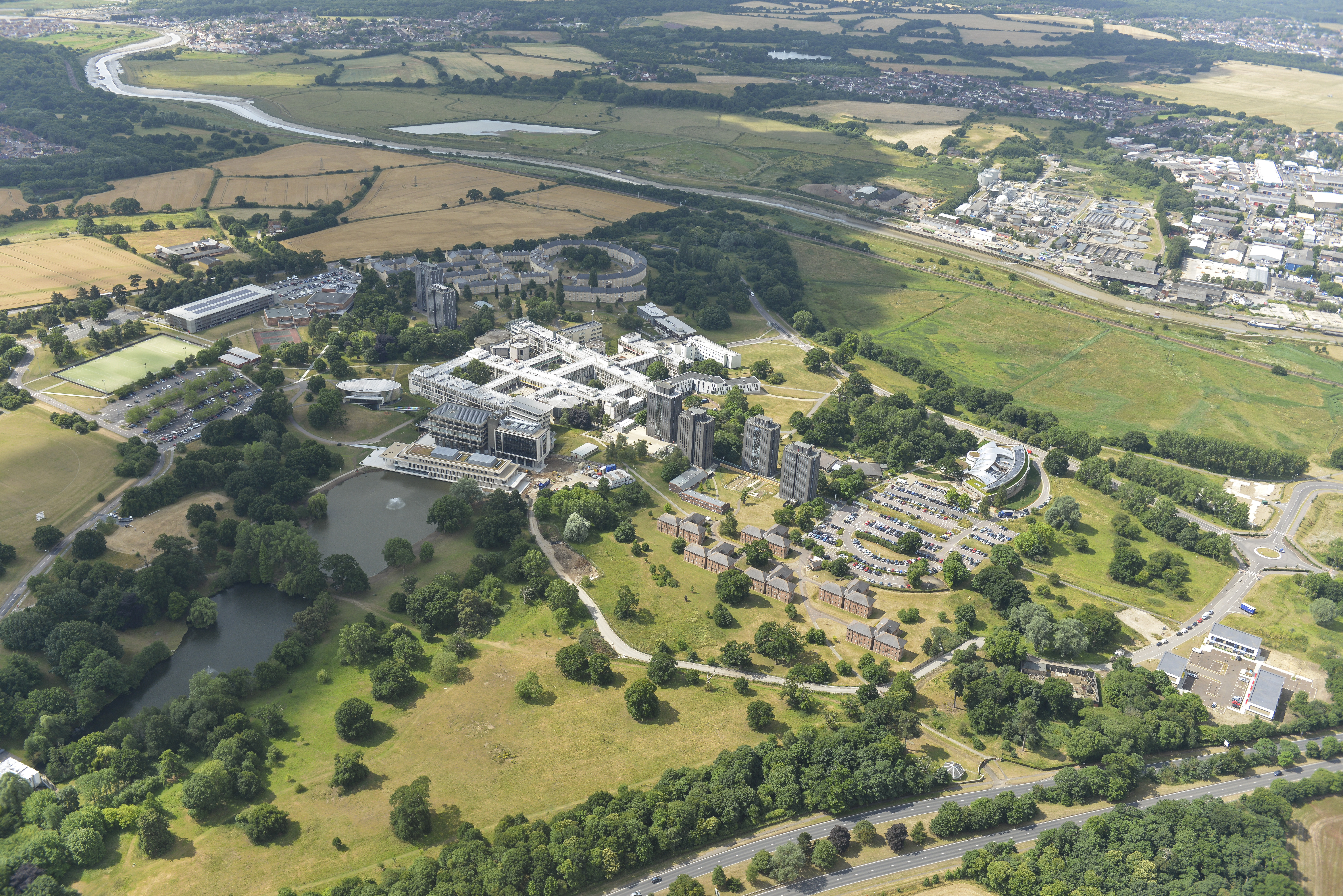 Item 25658 - Aerial view of campus.jpg