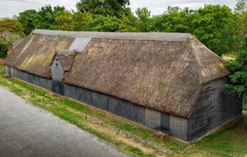 HE upminster-tithe-barn-dp434468 350.jpg