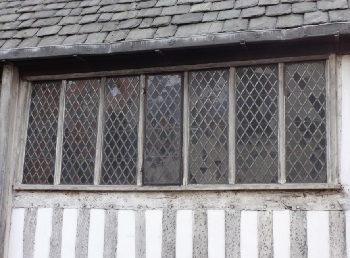 Tudor window 350.jpg