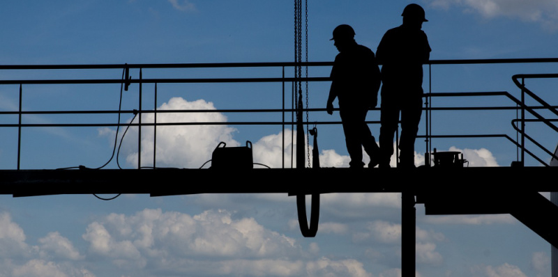 File:Working at height workers 1000.jpg