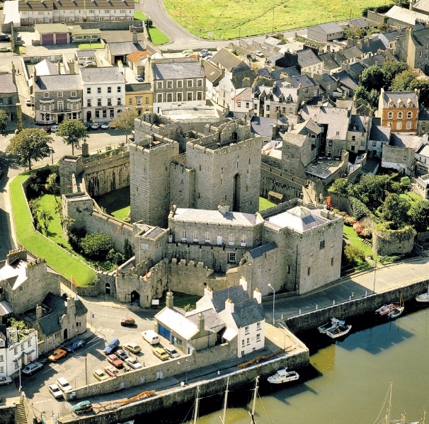 File:Castle Rushen Quarterdeck.jpg