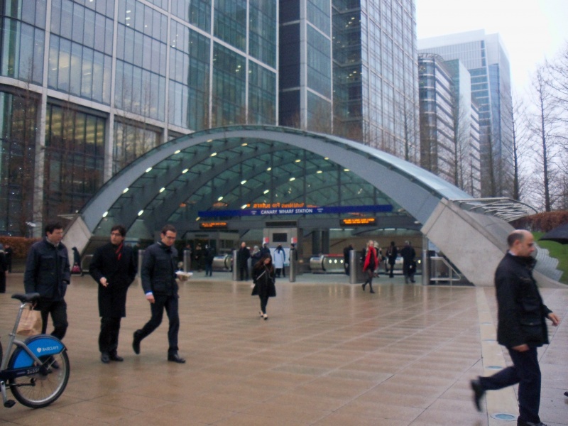 File:Canary wharf station 2.JPG